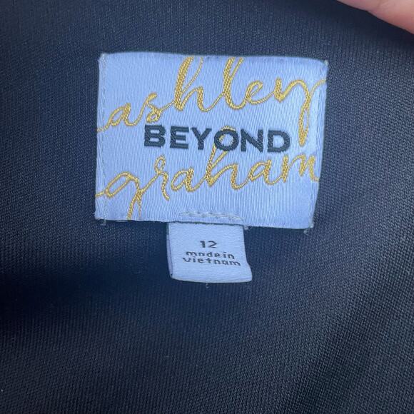 Ashley Graham Black Dress Criss Cross Neckline Sz 12 Bell Sleeve Boho Flowy - Picture 4 of 8